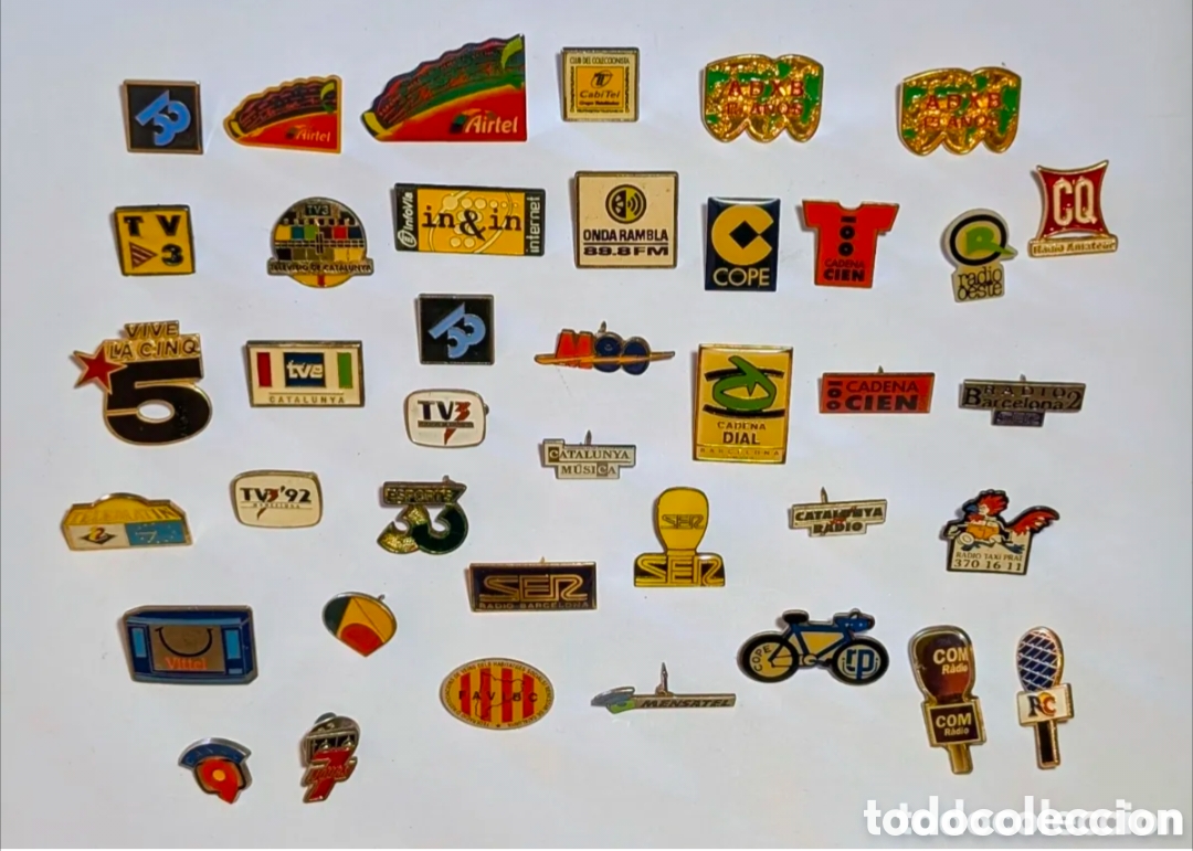 Pins de colecci&oacute;n: Gran lote de Pins, Emisoras de Radio. C&aacute;rdenas de Televisi&oacute;n. Radio aficionados.