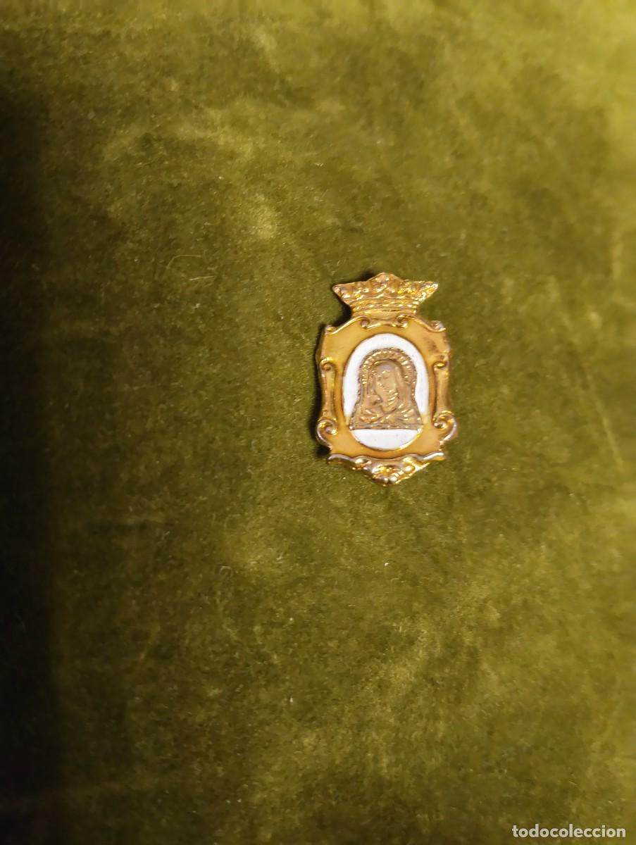 Pins de colecci&oacute;n: ANTIGUA INSIGNIA MEDALLA BROCHE ESMALTADA - N.S. VIRGEN DE LA CUEVA SANTA