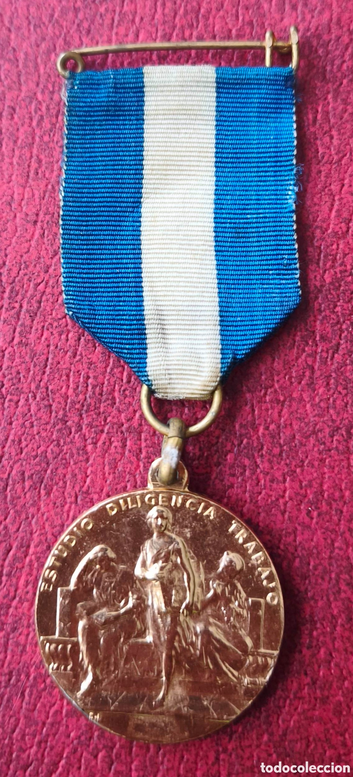Pins de colecci&oacute;n: Nicaragua. Premio de Religi&oacute;n. Estudio, diligencia y trabajo