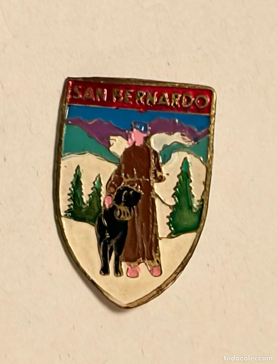 Pins de colecci&oacute;n: ANTIGUA INSIGNIA SAN BERNARDO - ESQUI MONTA&Ntilde;ISMO