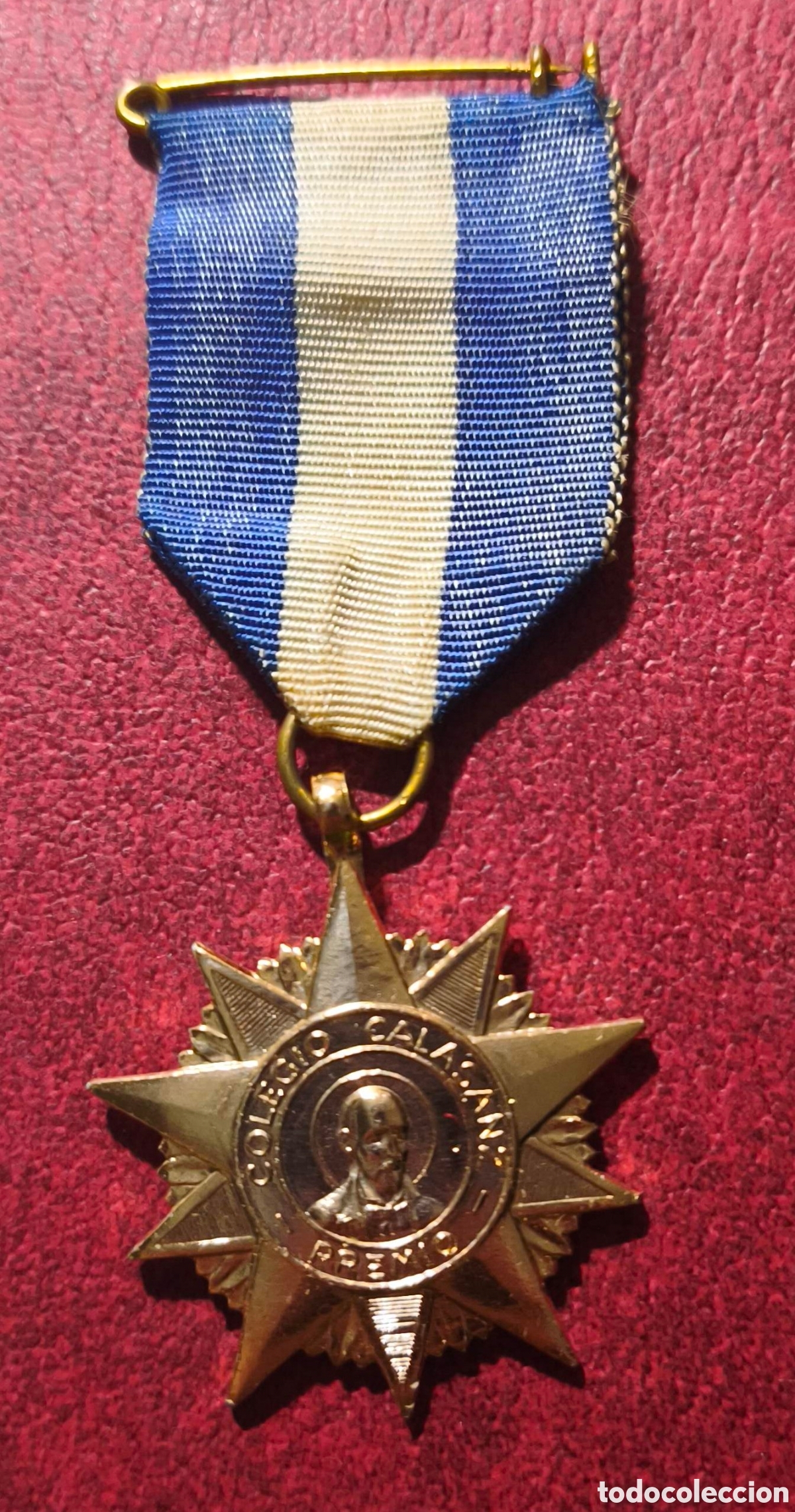 Pins de colecci&oacute;n: Nicaragua. Colegio Calasanz. M&eacute;rito escolar