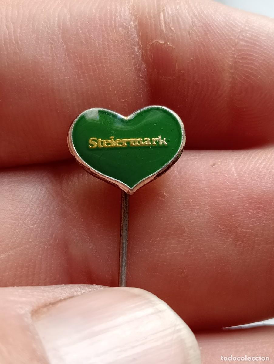Pins de colecci&oacute;n: INSIGNIA TEMA TURISMO VIAJES LUGARES CIUDADES STEIERMARK AUSTRIA OSTERREICH ALFILER LARGO PINS