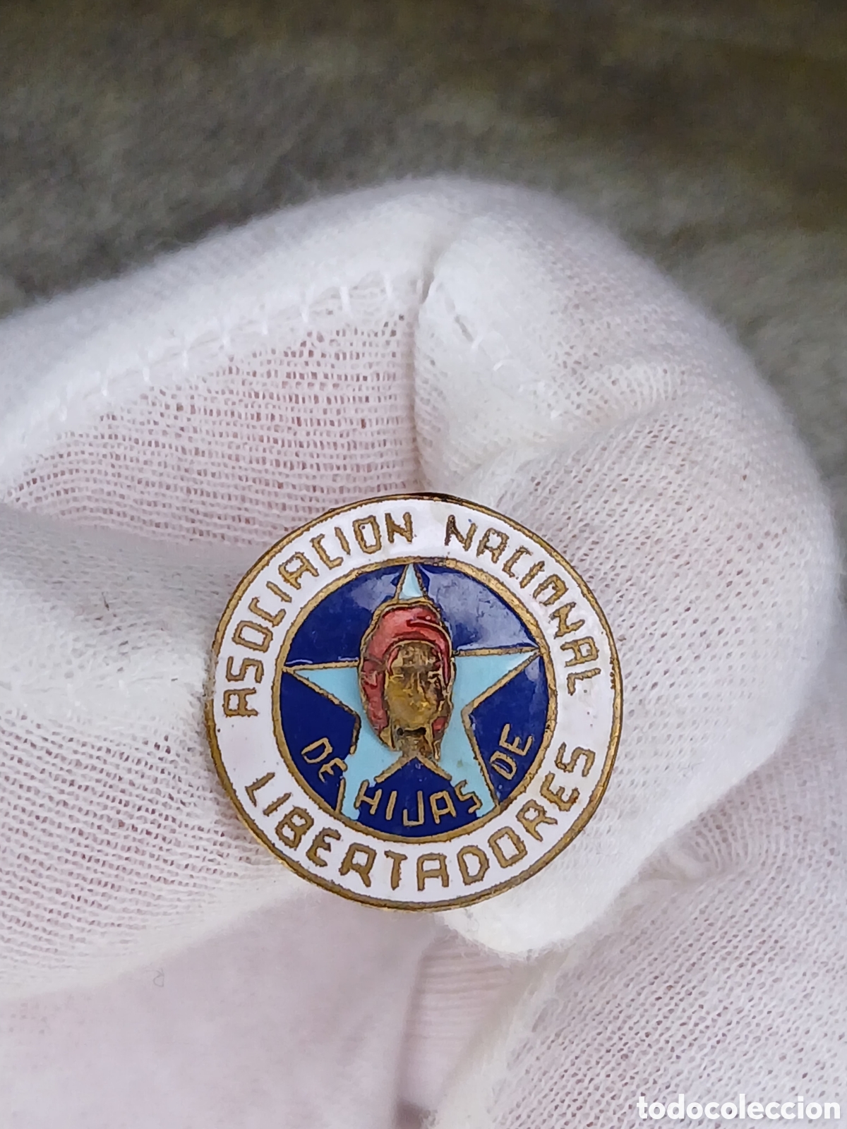 Pins de colecci&oacute;n: L198.Pi 16 Cuba pin Pol&iacute;tico