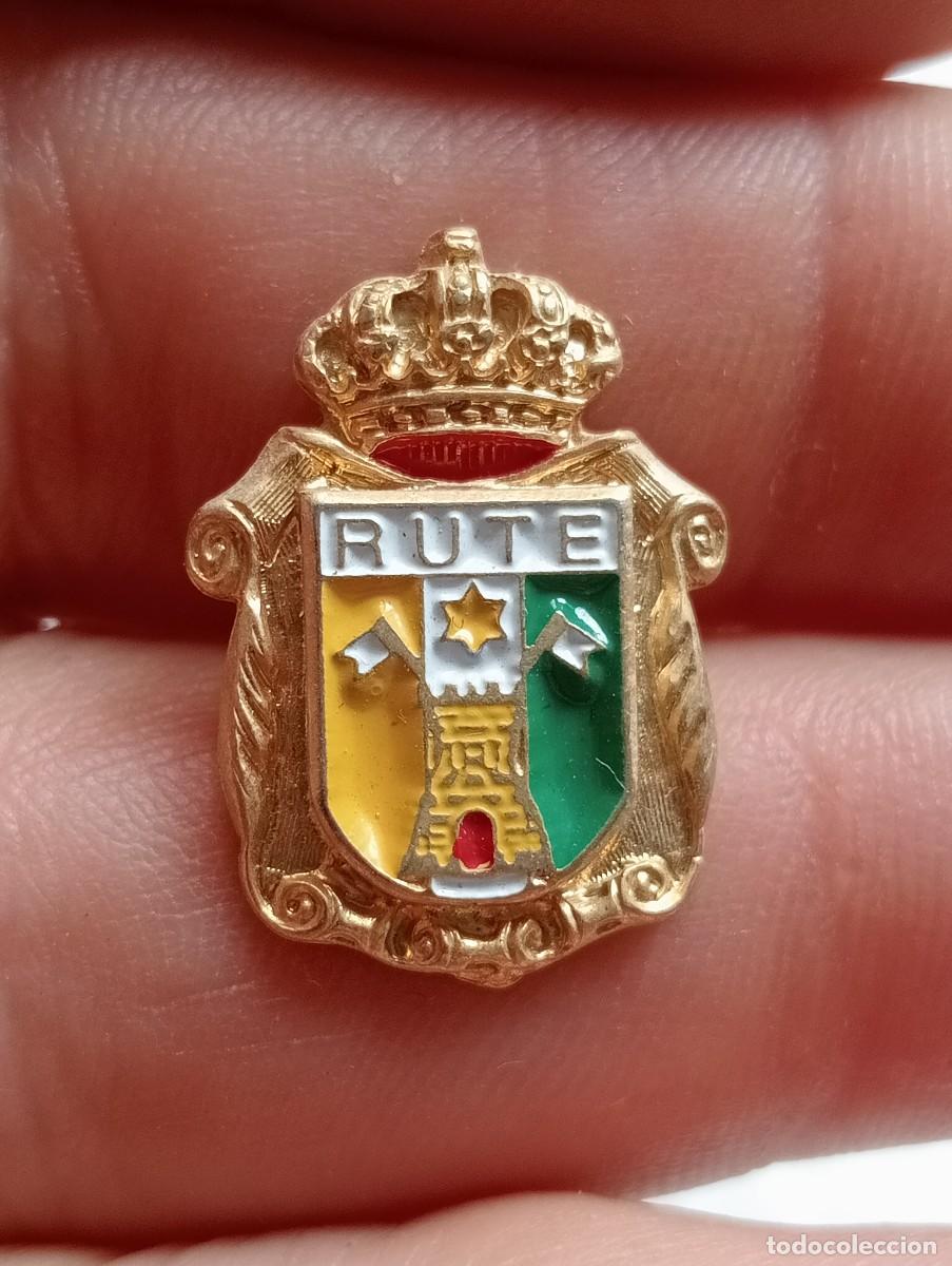 Pins de colecci&oacute;n: PINS ESCUDO HER&Aacute;LDICO DE RUTE C&Oacute;RDOBA