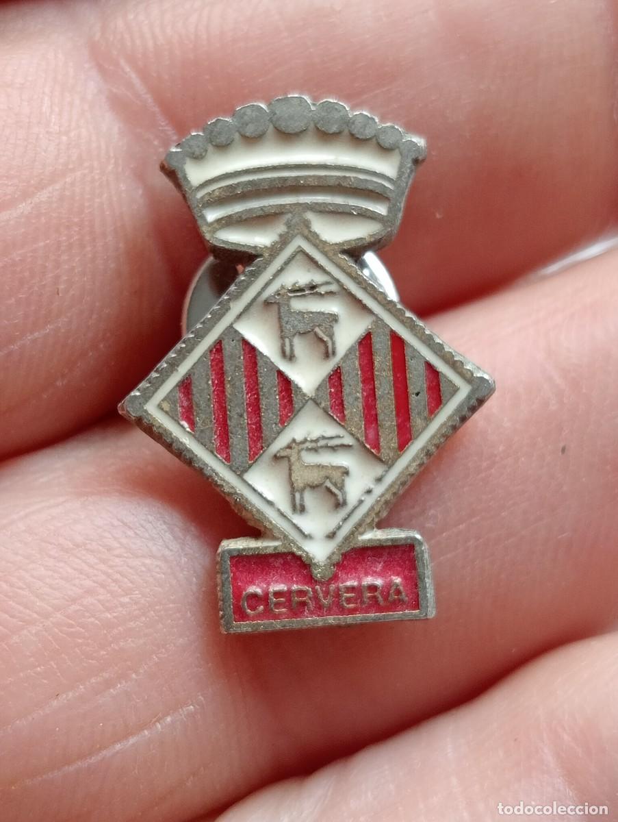 Pins de colecci&oacute;n: PINS ESCUDO HER&Aacute;LDICO CERVERA LLEIDA