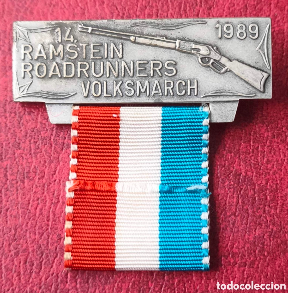 Pins de colecci&oacute;n: EEUU. 1989. Rammstein. Marcha Correcaminos