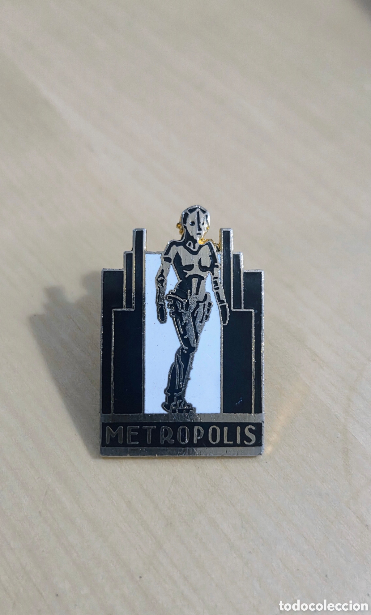 Pins de colecci&oacute;n: Pin Metropolis (Pel&iacute;cula de Fritz Lang). - Foto 2