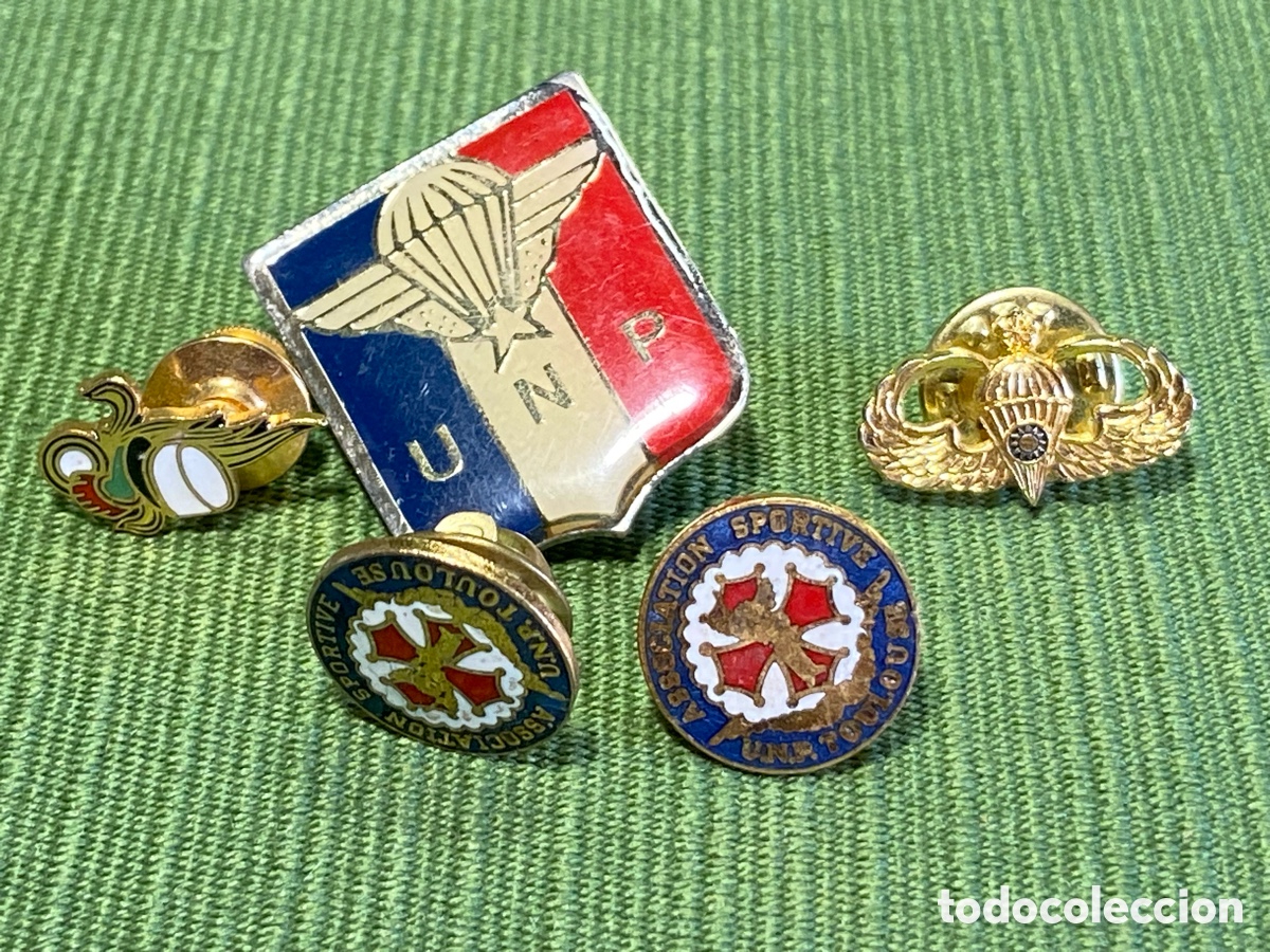 Pins de colecci&oacute;n: Lote de pin o insignias relacionados con brigada paracaidista francesa