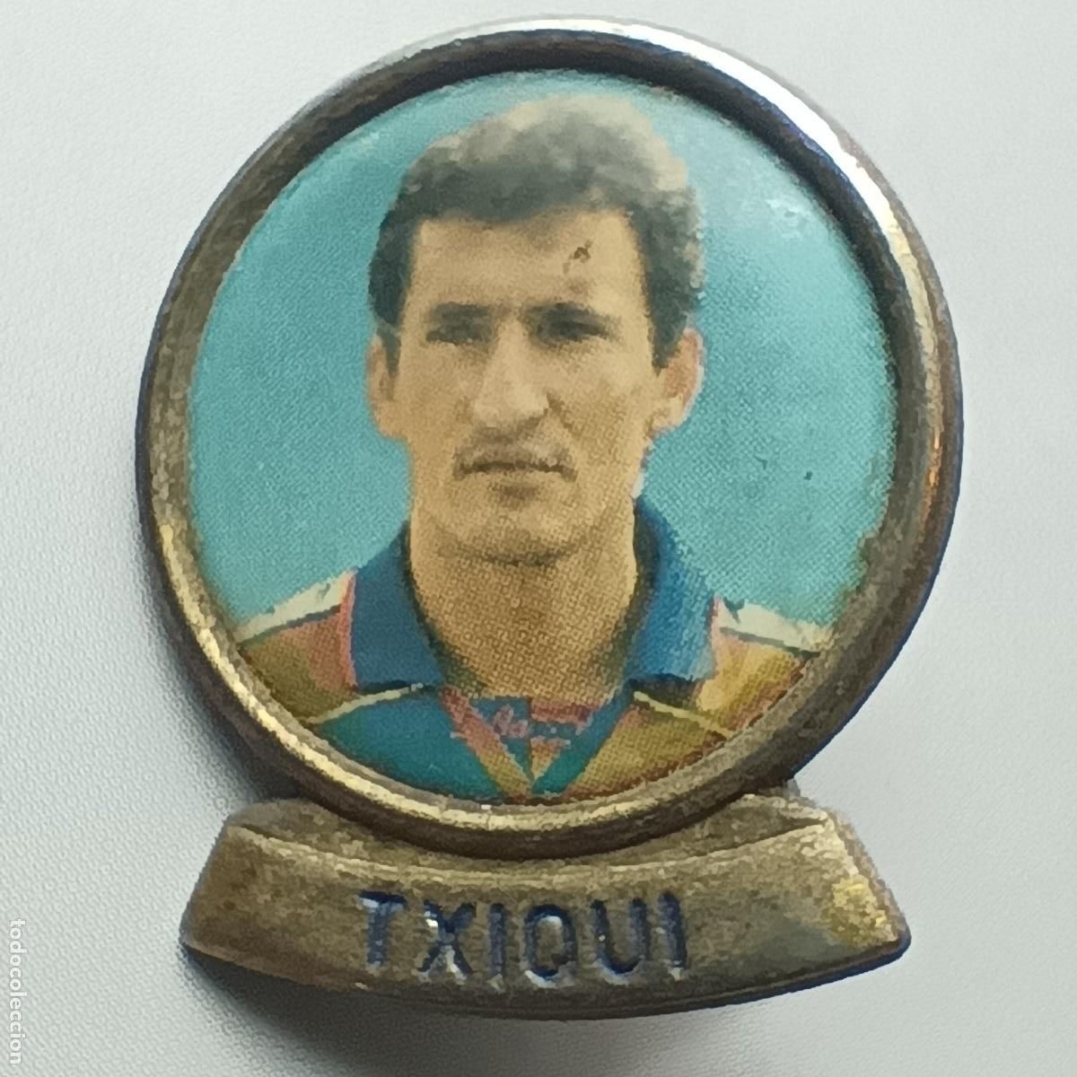 Pins de colecci&oacute;n: Pin Txiqui Begiristain F.C. Barcelona &ndash; retrato met&aacute;lico