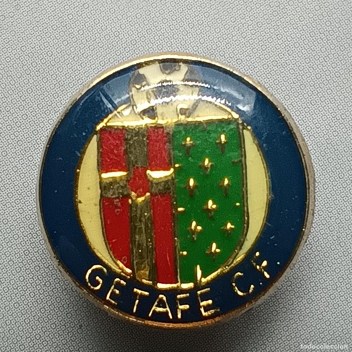 Pins de colecci&oacute;n: Pin Getafe C.F. &ndash; escudo met&aacute;lico esmaltado