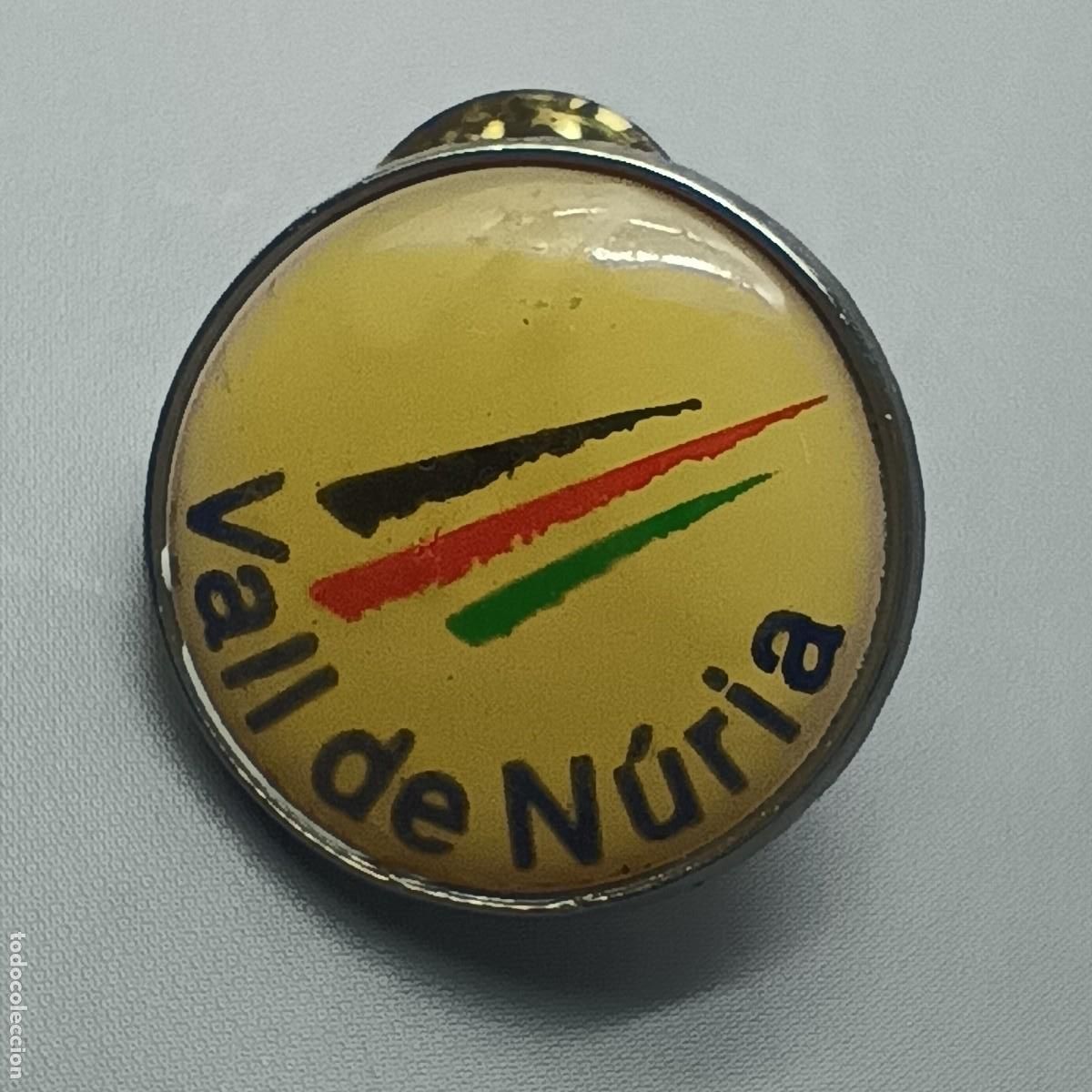Pins de colecci&oacute;n: Pin Vall de N&uacute;ria &ndash; Girona &ndash; estaci&oacute;n de esqu&iacute; Pirineos