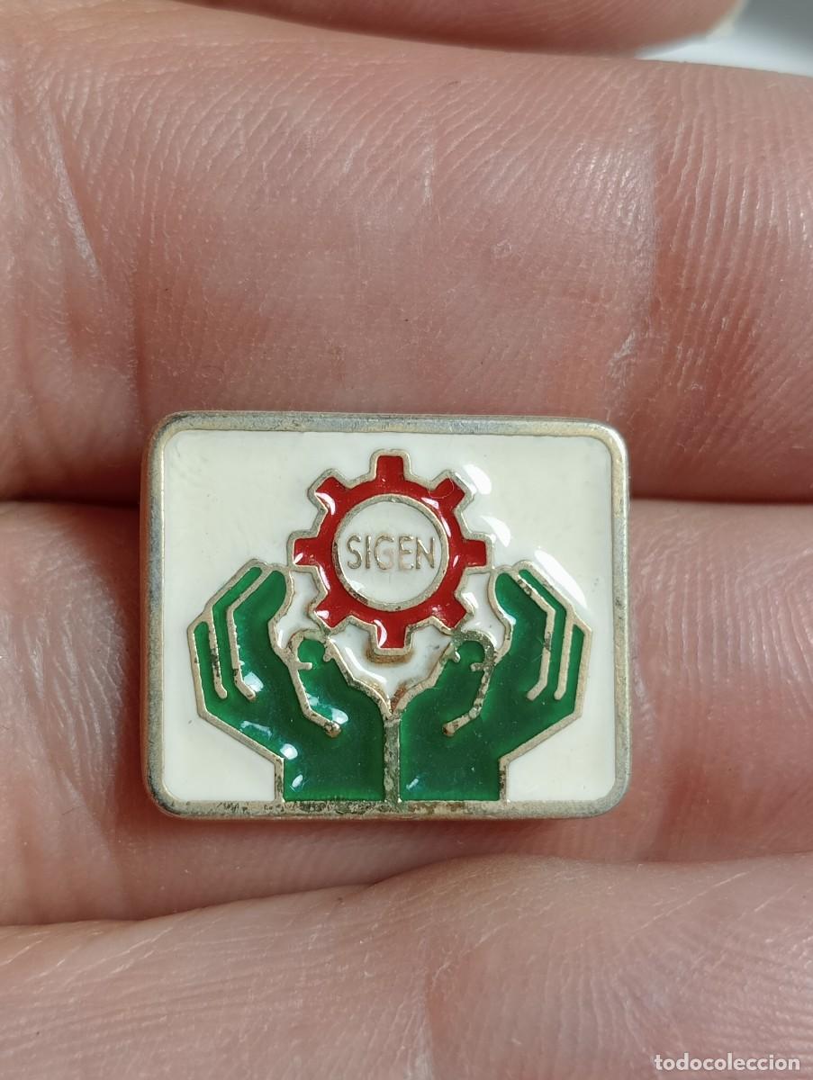 Pins de colecci&oacute;n: PINS SINDICATO INDEPENDIENTE TRABAJADORES AUTOMOCI&Oacute;N SIGEN POL&Iacute;TICOS SINDICAL POL&Iacute;TICA IZQUIERDA