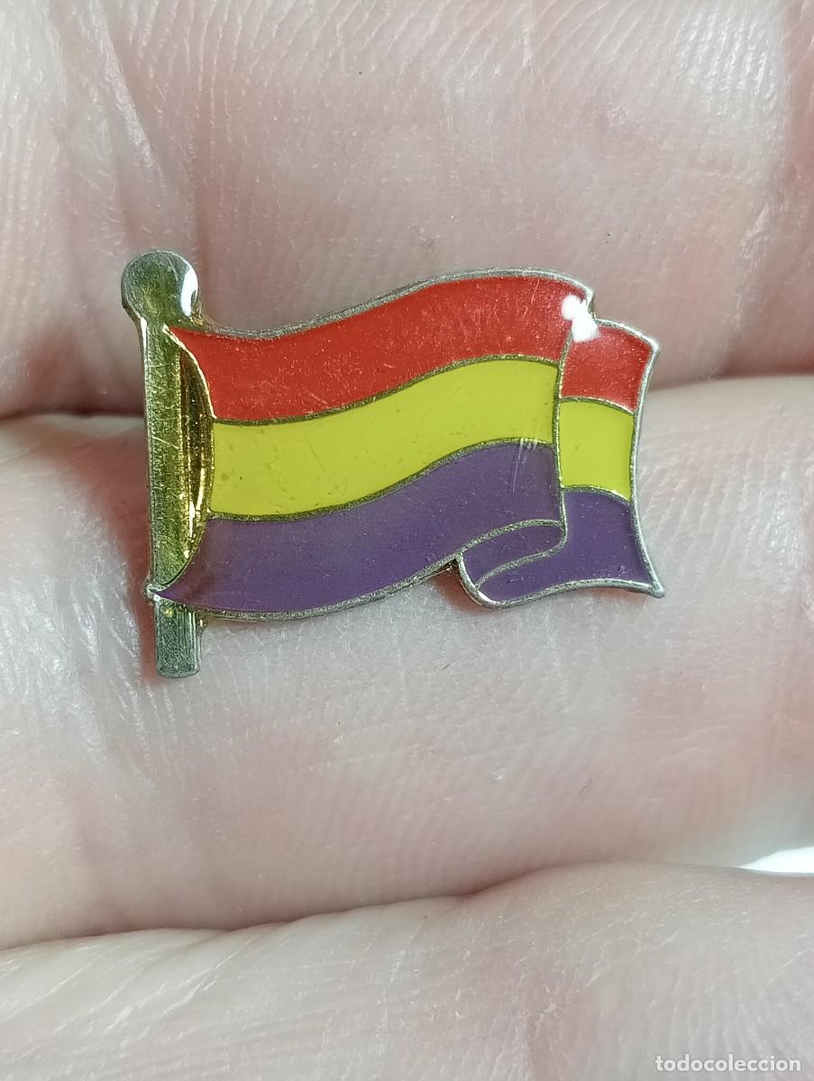Pins de colecci&oacute;n: PINS BANDERA REPUBLICA REPUBLICANA POL&Iacute;TICOS SINDICAL POL&Iacute;TICA IZQUIERDA