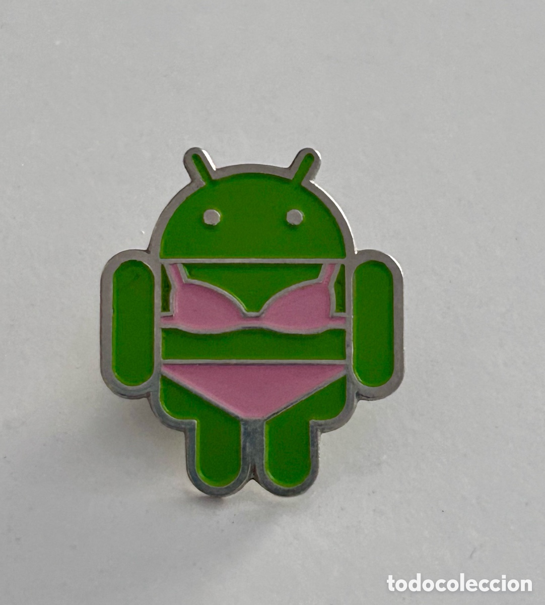 Pins de colecci&oacute;n: Pin MWC 2012 Google Android chica bikini rosa - Nuevo