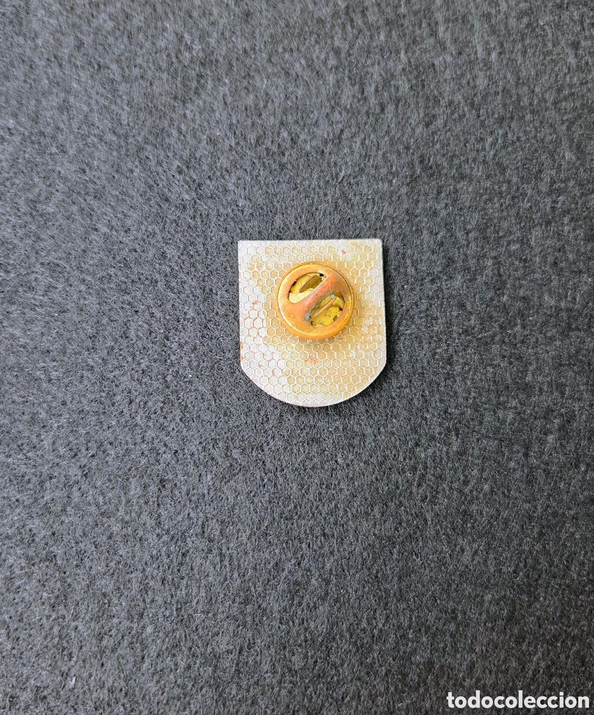 Pins de colecci&oacute;n: Pin aguila y serpiente. - Foto 6