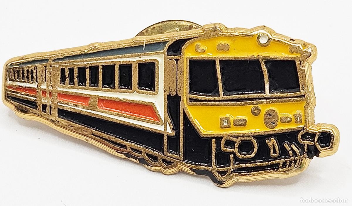 Pins de colecci&oacute;n: PIN METALICO DE SOLAPA AUTOMOTOR DIESEL SERIE 592 DE RENFE 3 X 1,5 CM MUY ESCASO