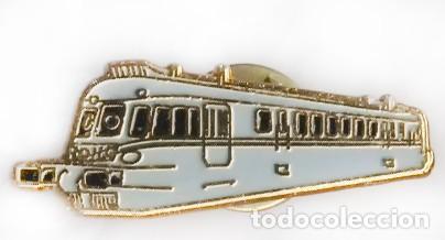 Pins de colecci&oacute;n: PIN METALICO SOLAPA TREN AUTOMOTOR DIESEL FIAT SERIE TAF RENFE 2,8 X 1,8 CM
