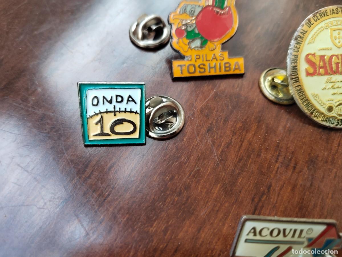 Pins de colecci&oacute;n: 5 pins distintos con su broche. - Foto 5