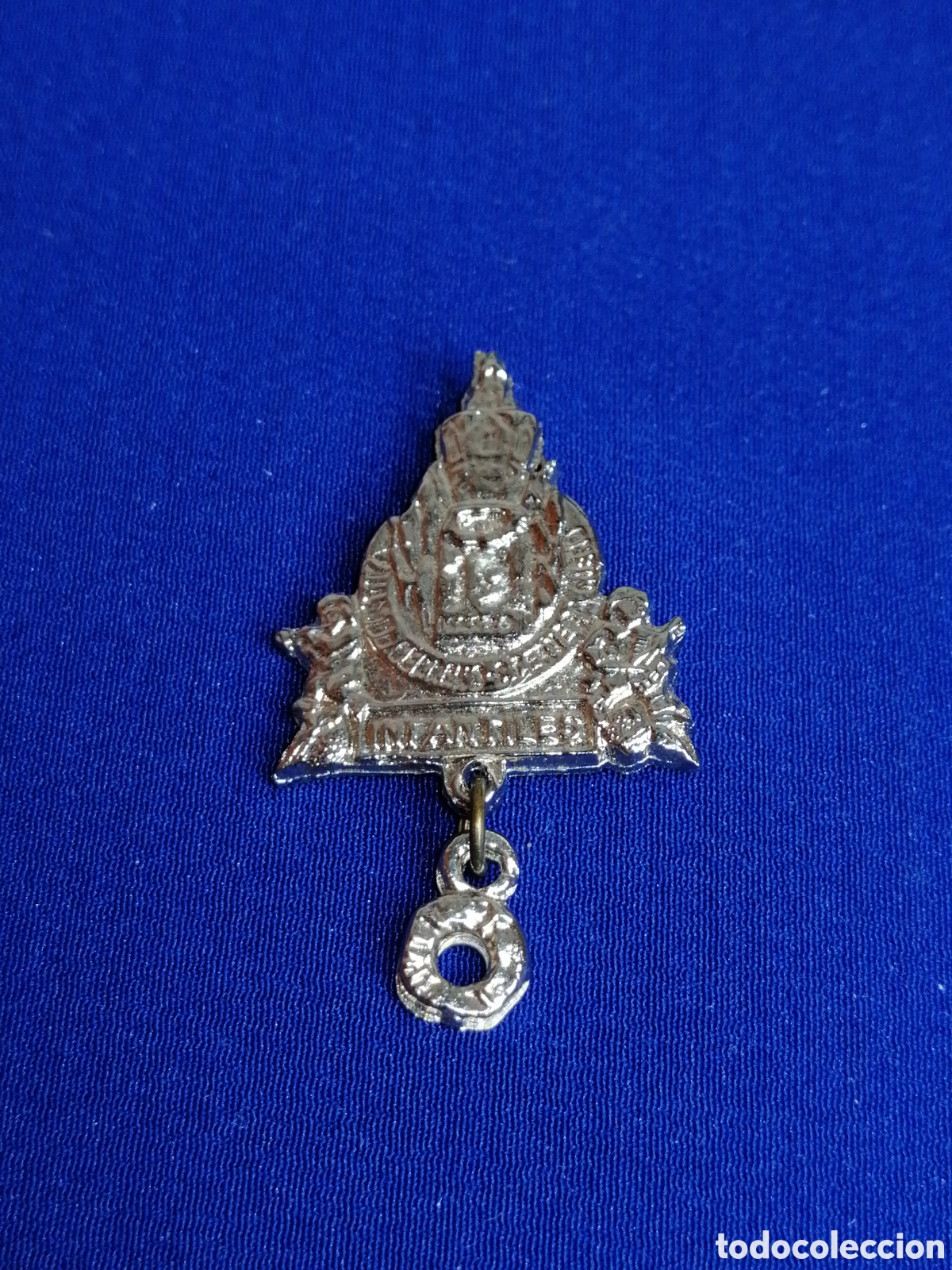 Pin's de collection: FALLA DOCTOR SERRANO - CARLOS CERVERA COMISION INFANTIL N&Uacute;MERO 30 INSIGNIA DE ALFILER ANTIGUA