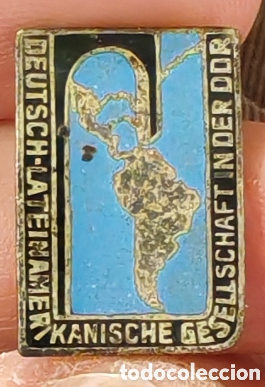 Pins de colecci&oacute;n: Pin Insignia de Membres&iacute;a - Sociedad Germano-Latinoamericana de la R.D.A - A&ntilde;os 60-80