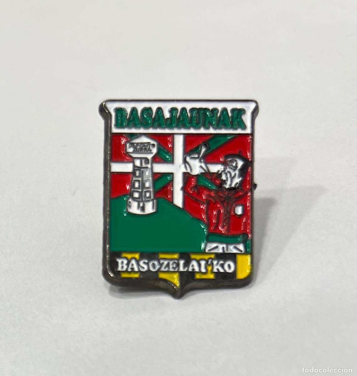 Pins de colecci&oacute;n: PIN BASAJAUNAK DE BASOZELAI DE BASAURI. BIZKAIA. EUSKAL HERRIA. EUSKADI (PINS POLITICOS, CHAPAS)