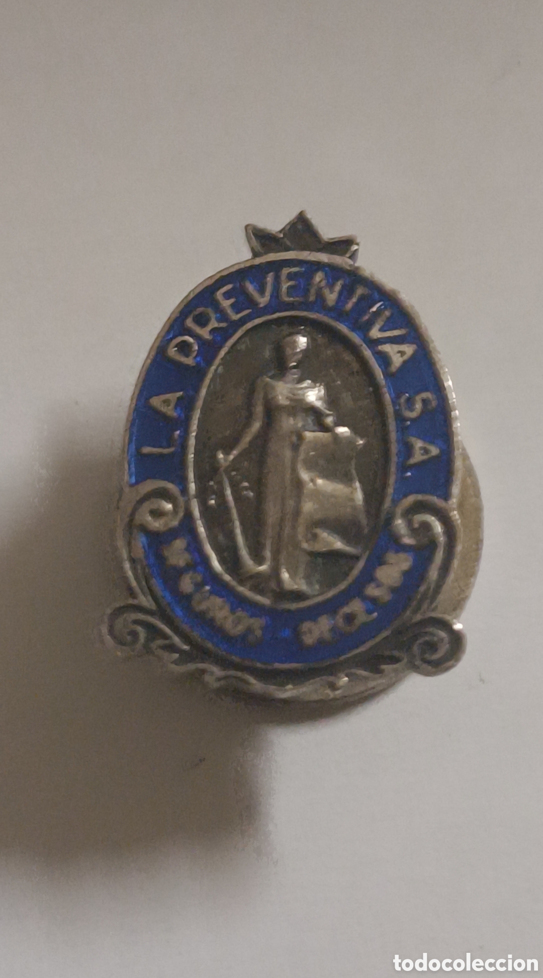 Pin's de collection: Pins de seguros y decesos la preventiva S.A