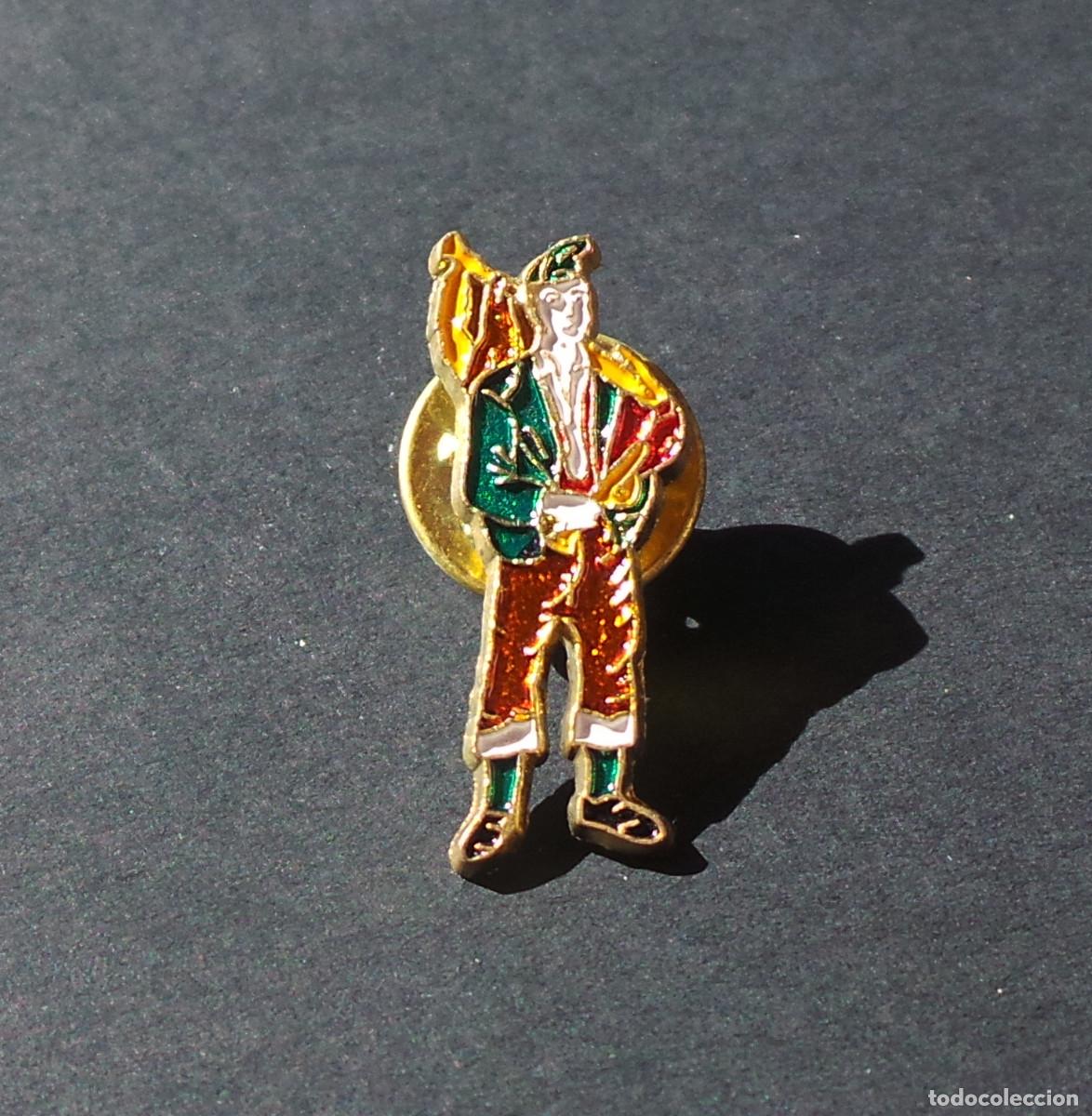 Pin's de collection: PIN PUBLICITARIO SIDRA EL GAITERO.