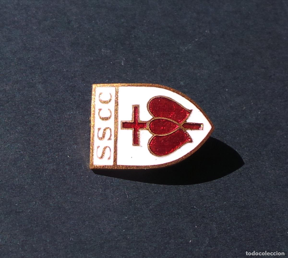 Pin's de collection: INSIGNIA RELIGIOSA DE LA CONGREGACI&Oacute;N DE LOS SAGRADOS CORAZONES DE JES&Uacute;S Y DE MAR&Iacute;A