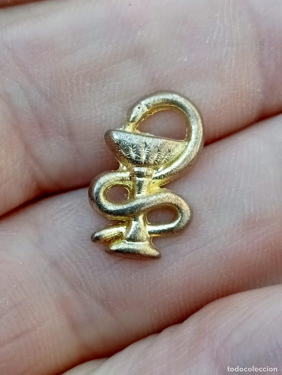 Pins de colecci&oacute;n: PINS MEDICINA FARMACIA FARMACEUTICO