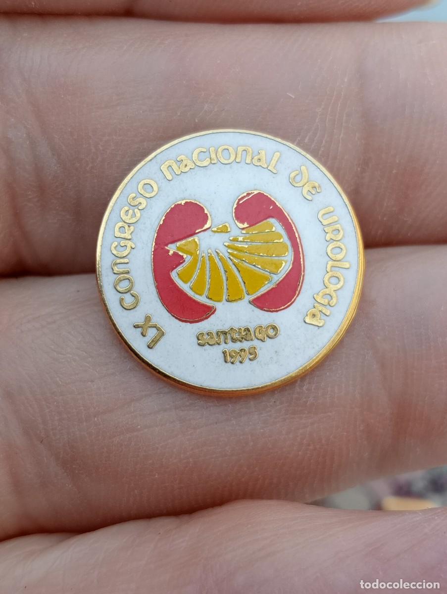 Pins de colecci&oacute;n: PINS CONGRESO NACIONAL DE UROLOG&Iacute;A SANTIAGO CORU&Ntilde;A GALICIA 1995 SANIDAD MEDICINA MEDICOS SALUD