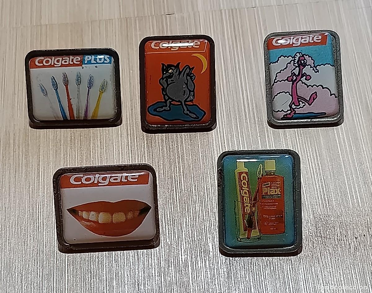 Pin's de collection: Lote 5 pines publicitarios Colgate vintage Cepillos, Colgate Plax, Monstruo de la Placa y Sonrisa