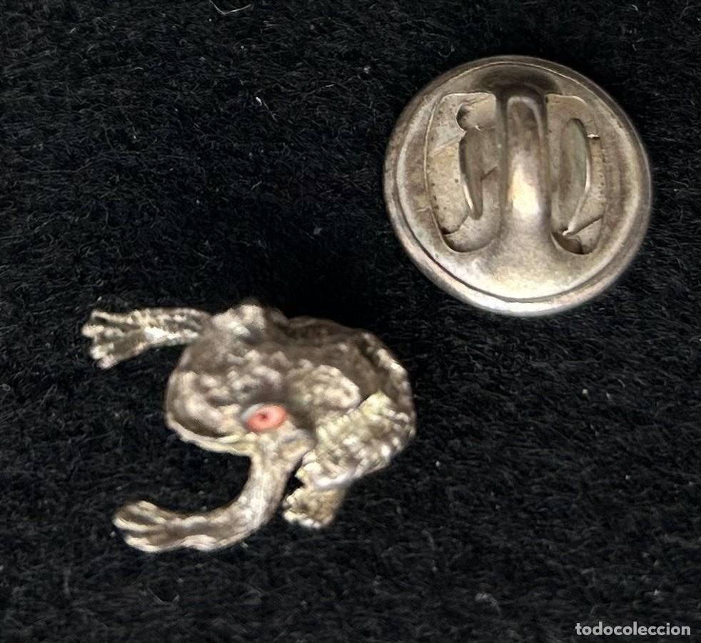 Pins de colecci&oacute;n: Peque&ntilde;o Pin de una Rana o Sapo de Galicia