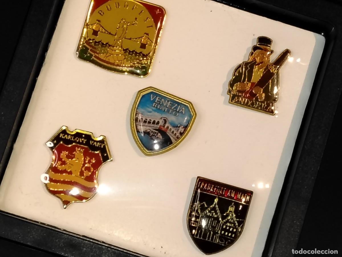 Pin's de collection: COLECCI&Oacute;N DE PINS DE ESCUDOS DE CAPITALES DE COMARCAS.