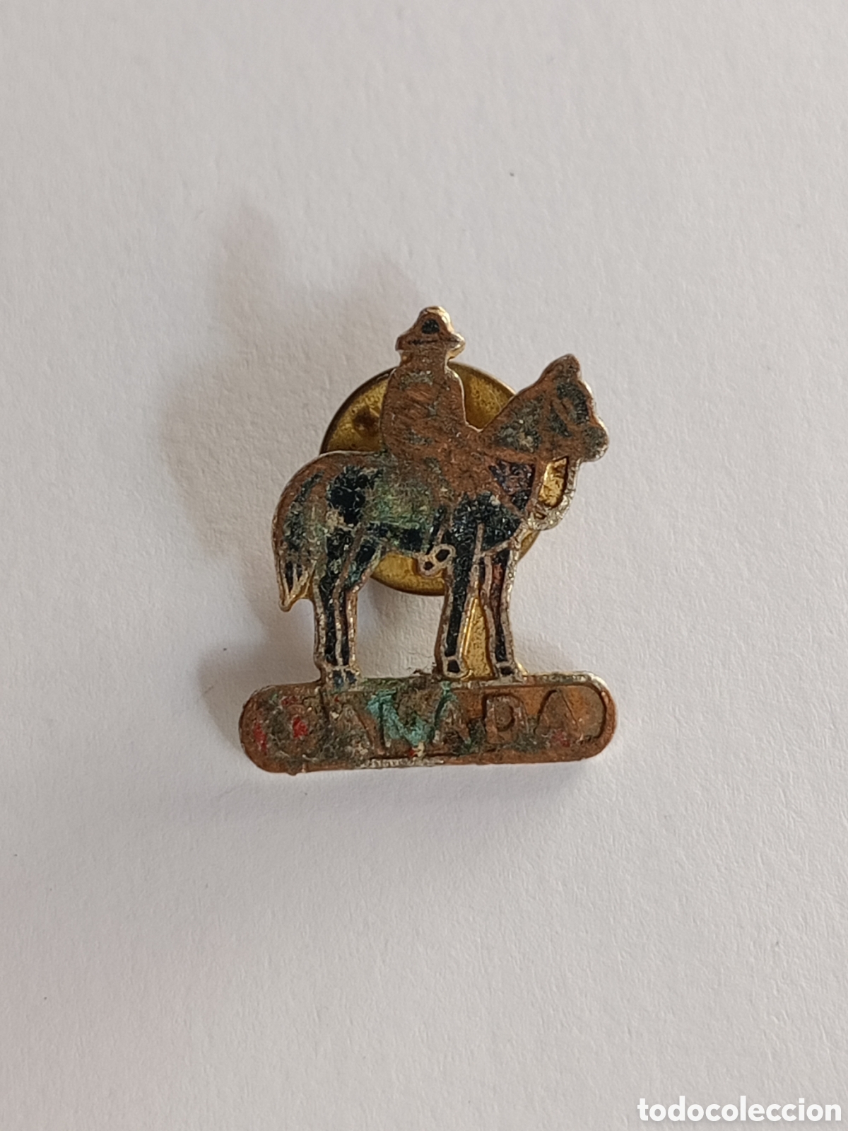 Collection pins: Antiguo pin esmaltado Real polic&iacute;a montada de Canada