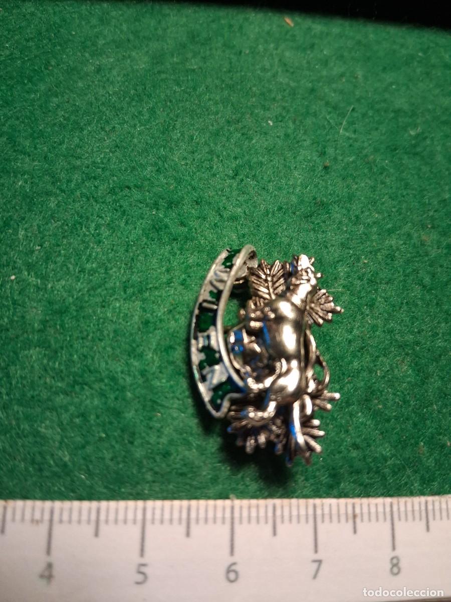 Pin's de collection: ALFILER TECKEL VIENA.