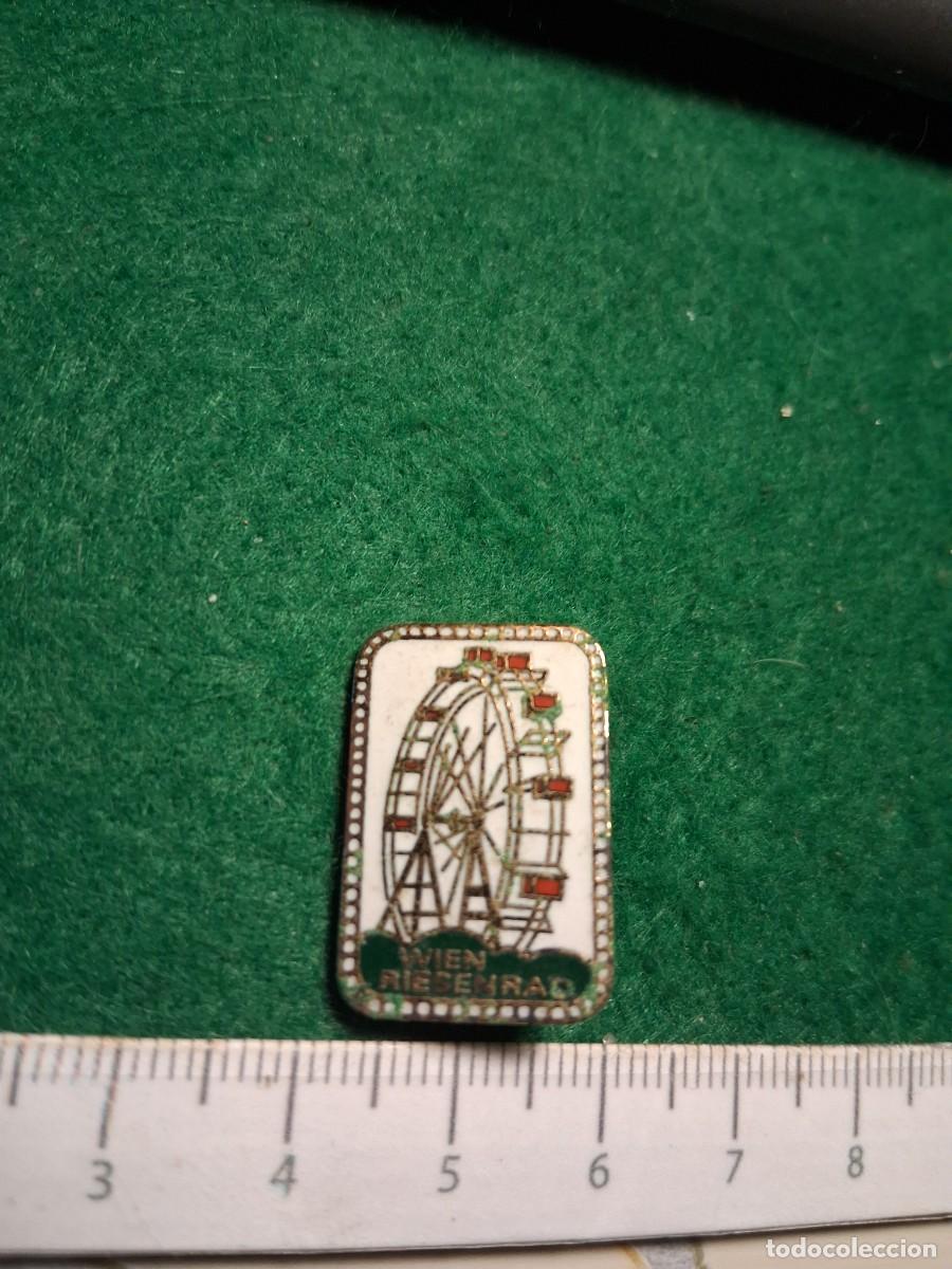 Collection pins: ALFILER NORIA PRATER VIENA.