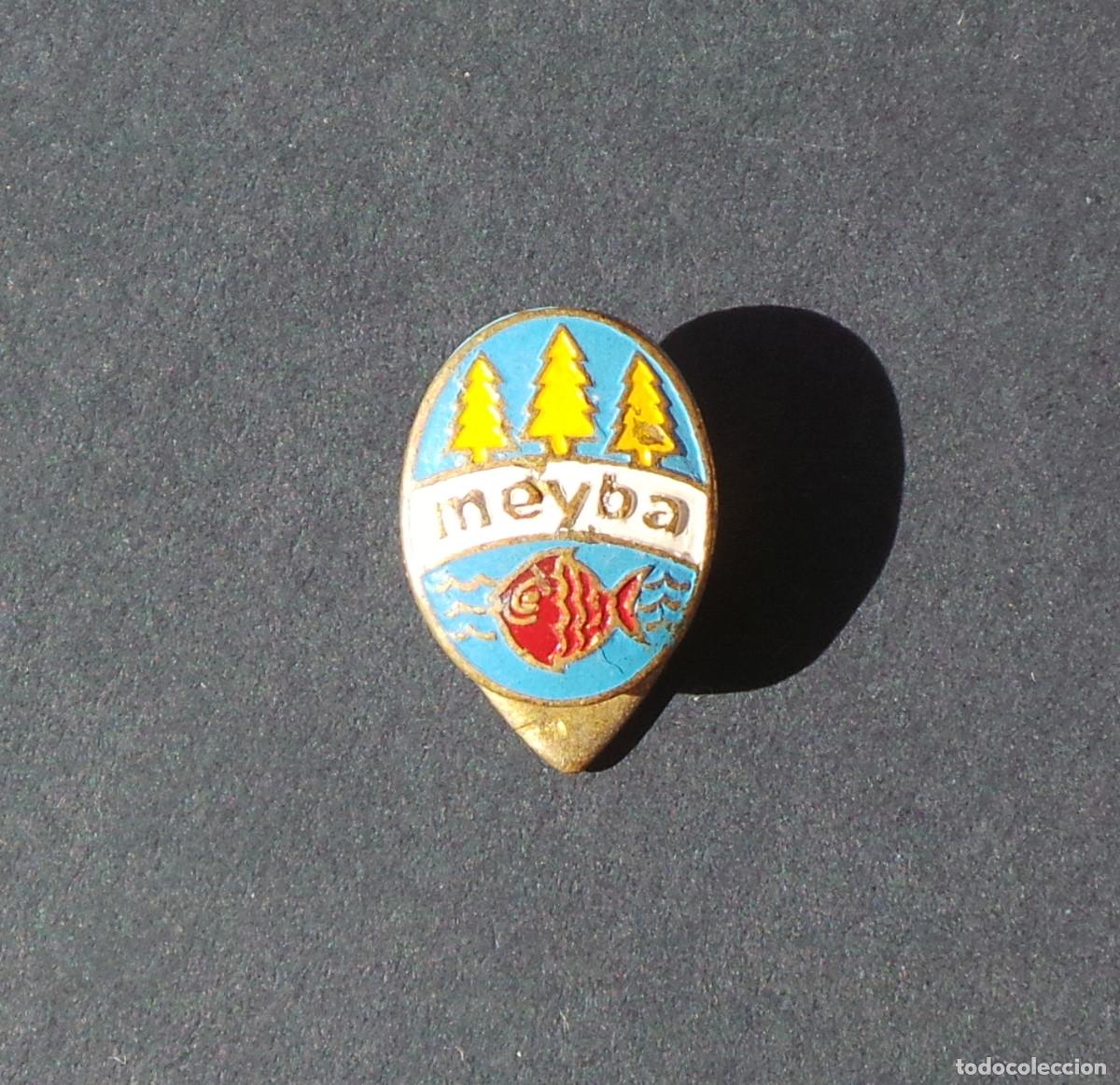 Pins de colecci&oacute;n: INSIGNIA DE OJAL MEYBA (A&Ntilde;OS 60). PIN PUBLICITARIO VINTAGE EN METAL ESMALTADO.