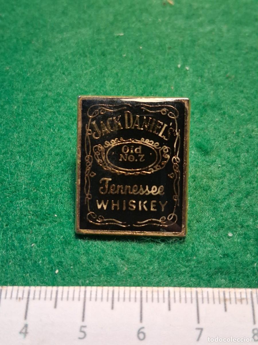 Pins e Spille di collezione: ALFILER JACK DANIEL&acute;S, MET&Aacute;LICO Y BURBUJA.