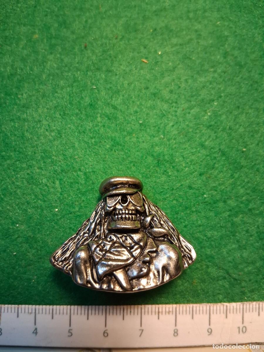 Pins de colecci&oacute;n: PIN CALAVERA, MET&Aacute;LICO. - Foto 1