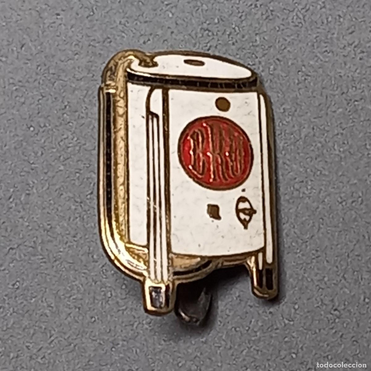 Pin's de collection: Antigua insignia a&ntilde;os 60 con imperdible publicidad de Lavadoras BRU