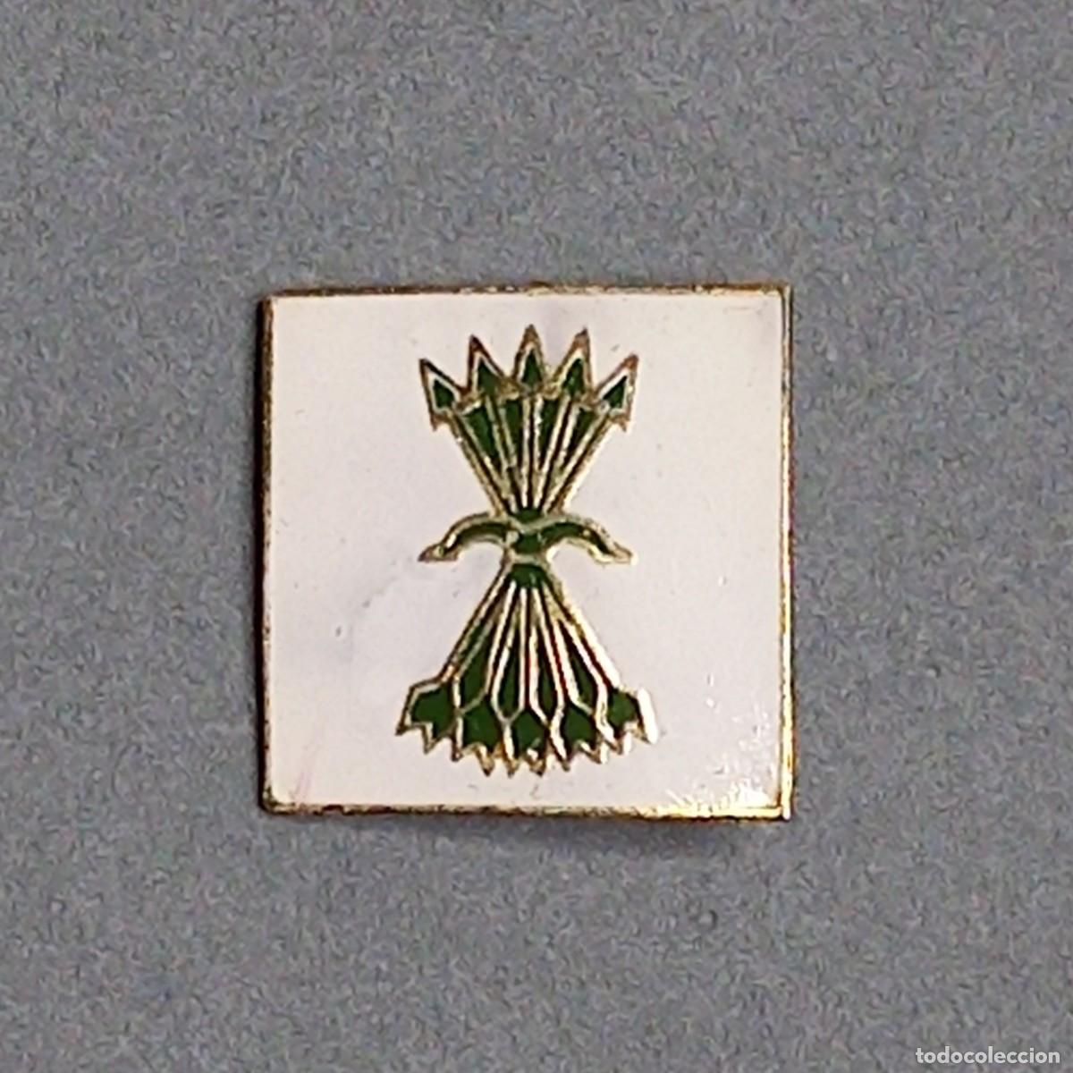Sammlung von Pins: Antigua insignia alfiler del FRENTE DE JUVENTUDES secci&oacute;n juvenil de la Falange Tradicionalista JONS