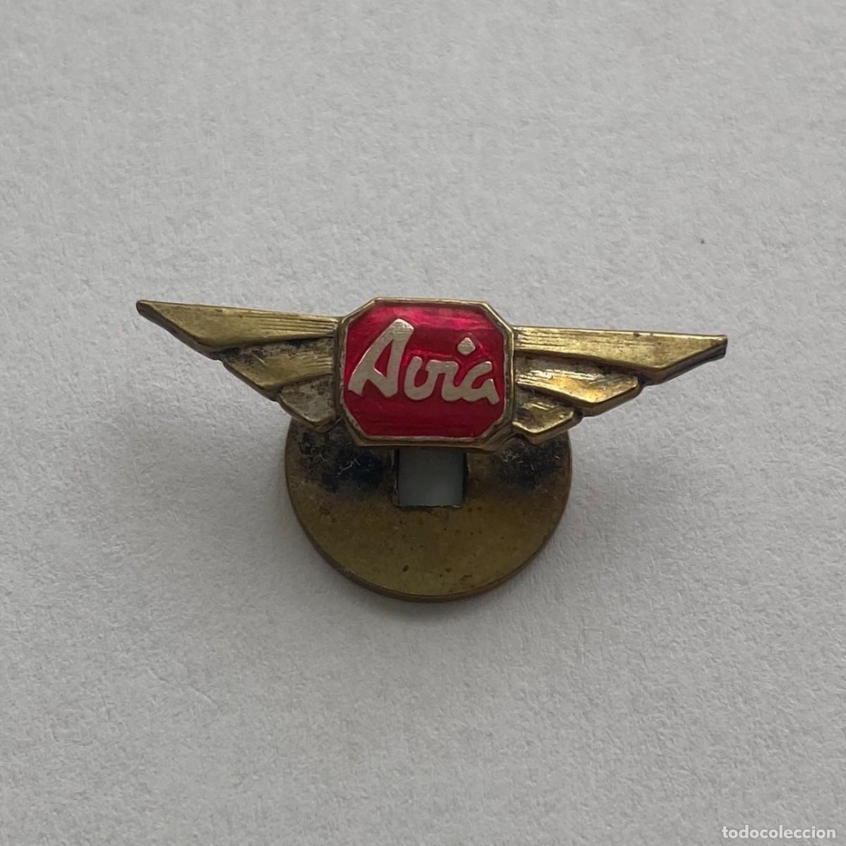 Collection pins: AVIA CAMIONES, INSIGNIA SOLAPA