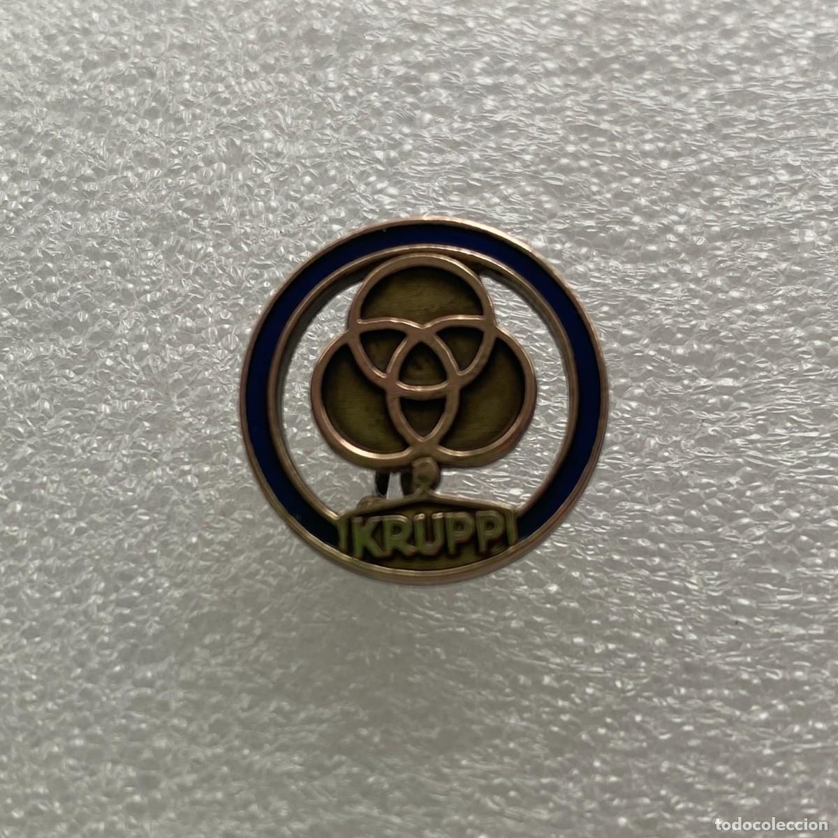 Pins e Spille di collezione: KRUPP, INSIGNIA SOLAPA