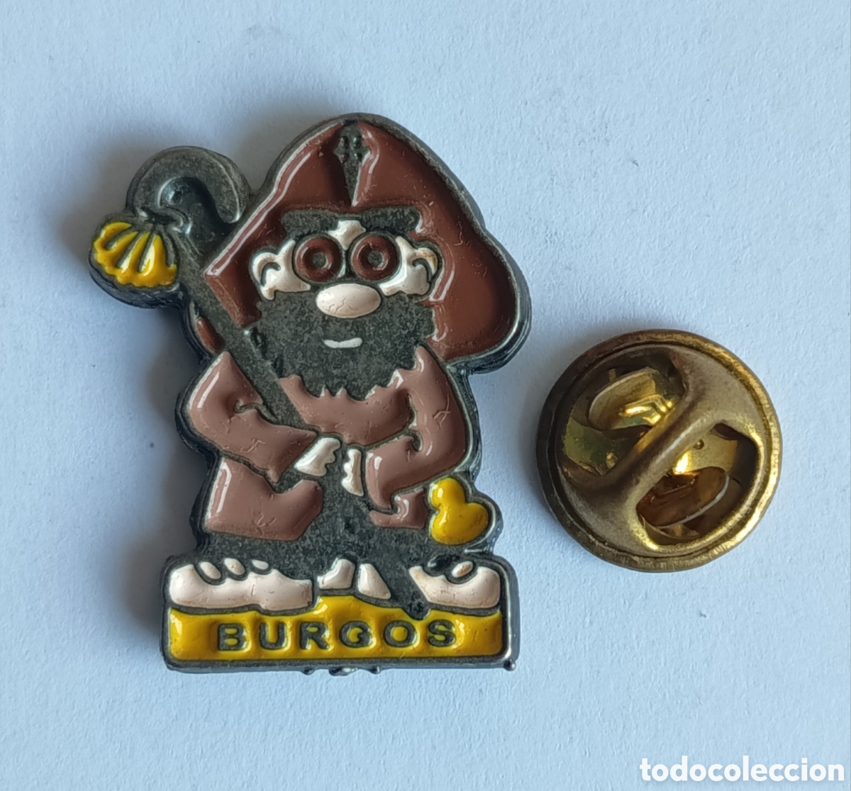 Pin's de collection: PIN - CAMINO DE SANTIAGO - PEREGRINO - BURGOS