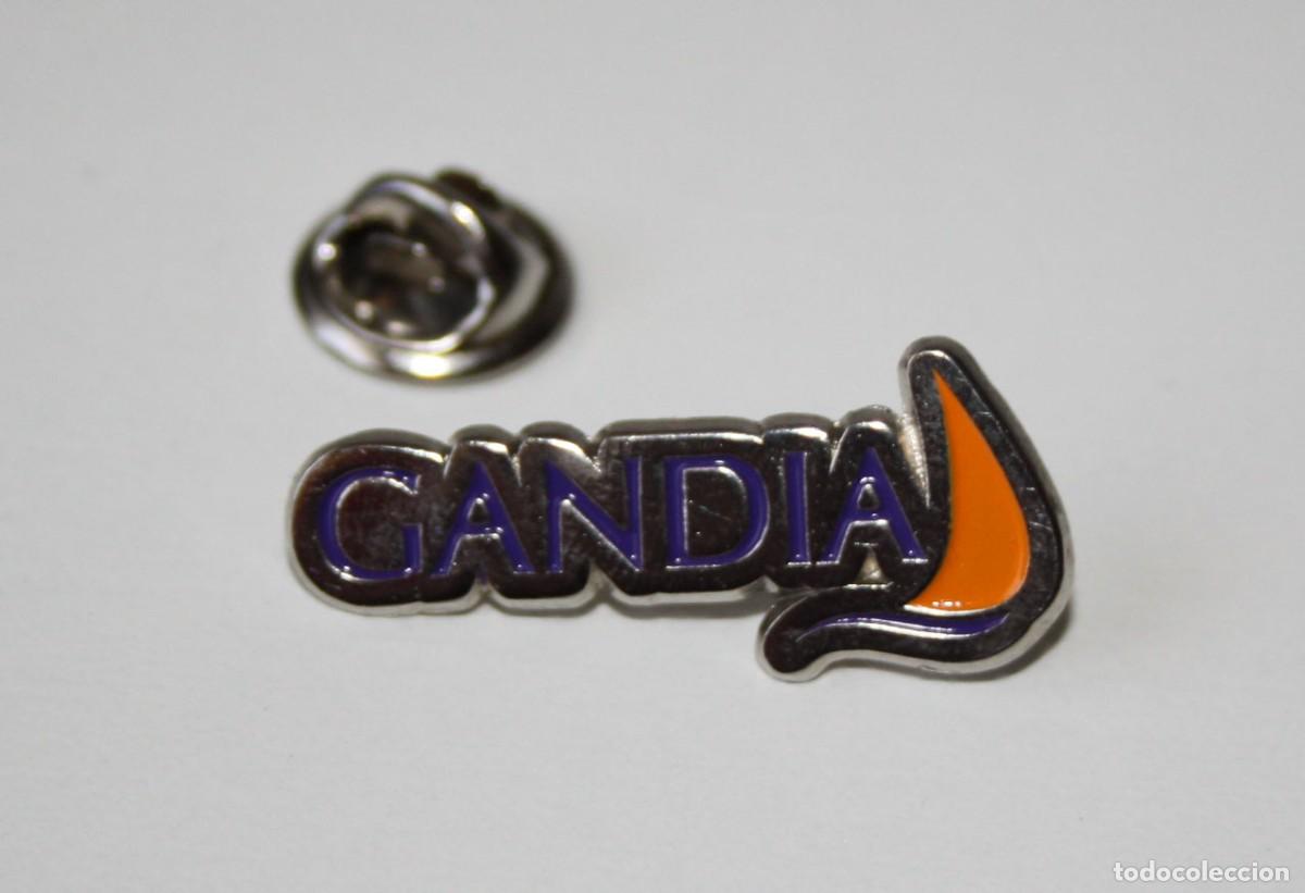 Collection pins: PINS, GANDIA, PIN (B)