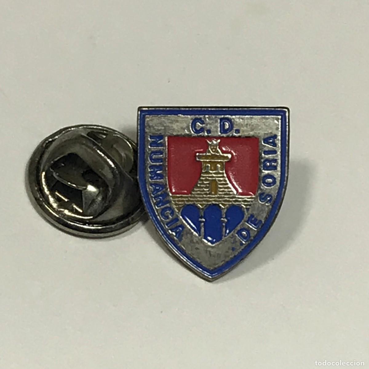 Pins e Spille di collezione: PINS, ESCUDO CLUB NUMANCIA, PIN (D)