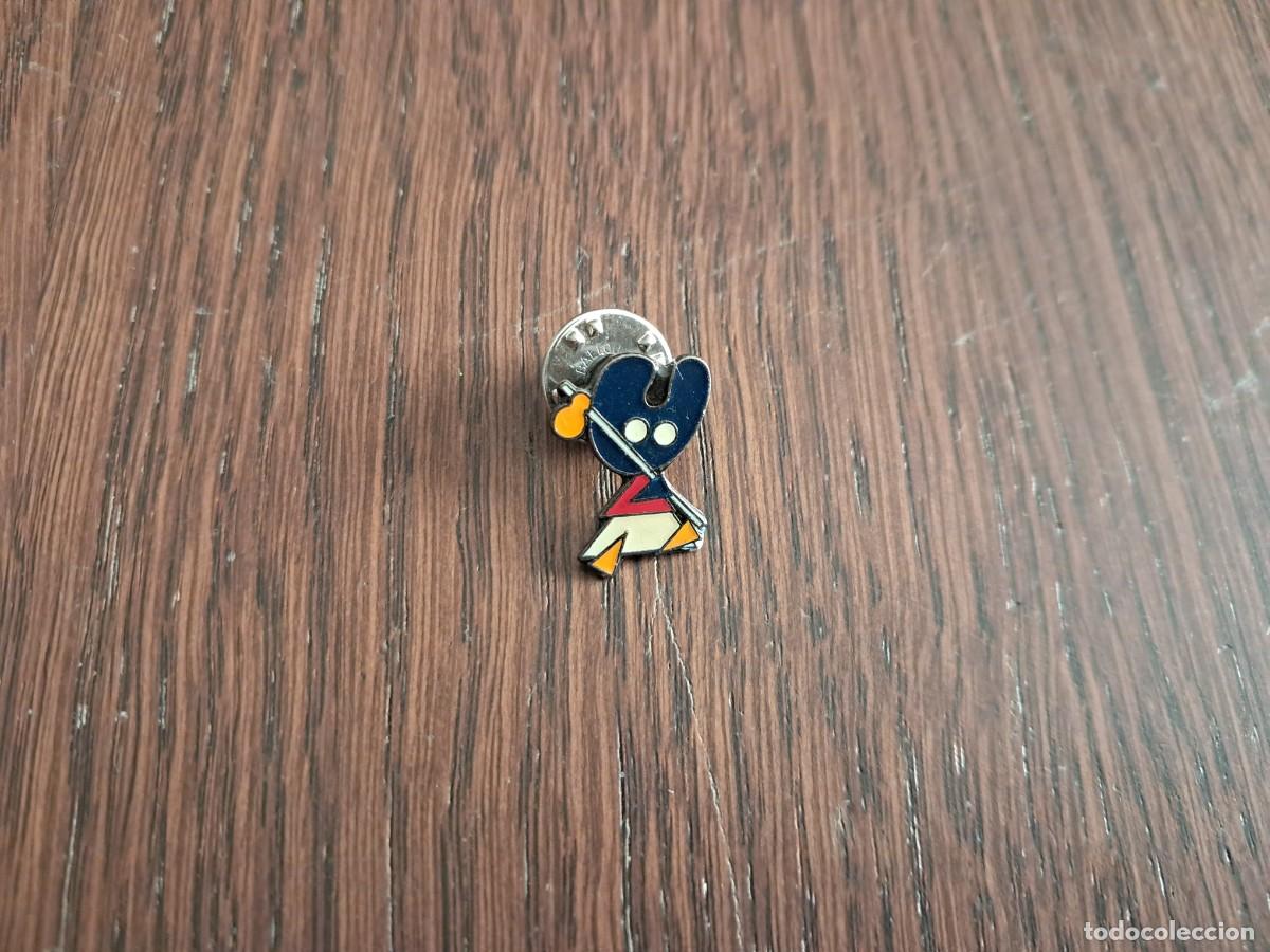 Sammlung von Pins: pin de metal, mascota pelegr&iacute;n, Xacobeo Galicia. camino de Santiago.