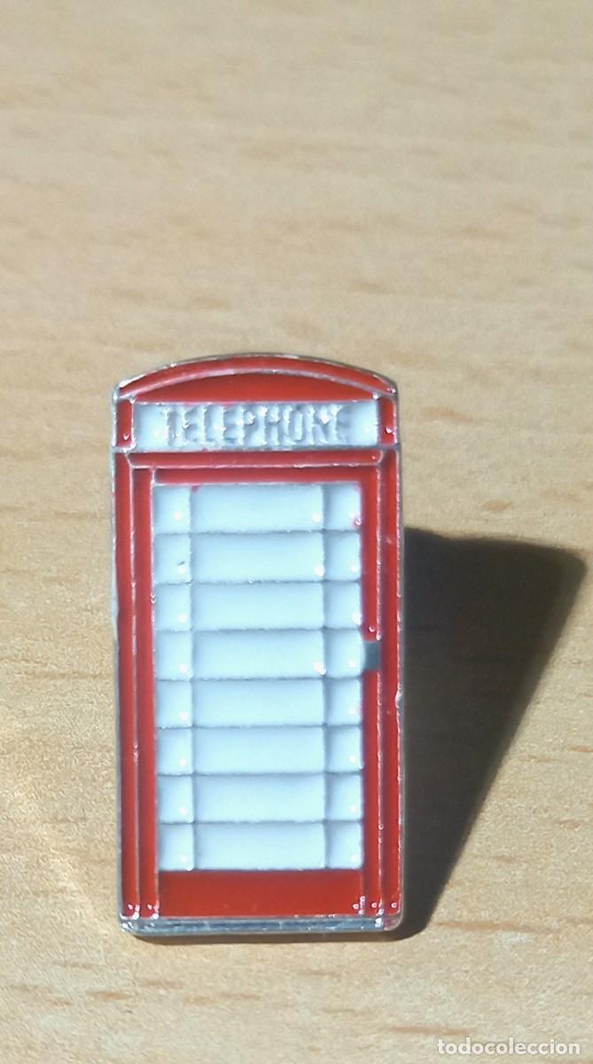 Sammlung von Pins: Pin met&aacute;lico Cabina telef&oacute;nica de Londres