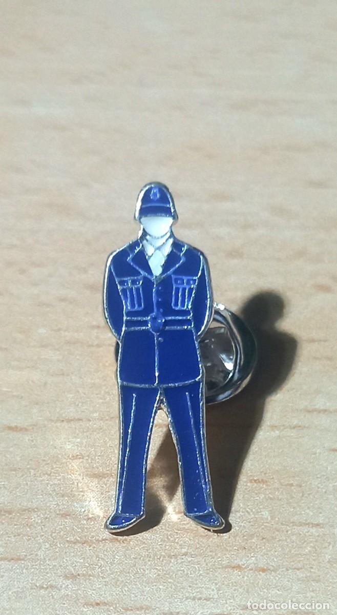 Sammlung von Pins: Pin met&aacute;lico Polic&iacute;a de Londres