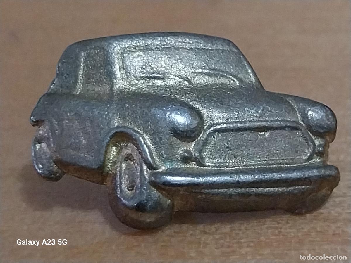 Pins de colecci&oacute;n: MINI O COCHE SIMILAR PIN PINCHO METAL DORADO VINTAGE 2CMS ANCHO